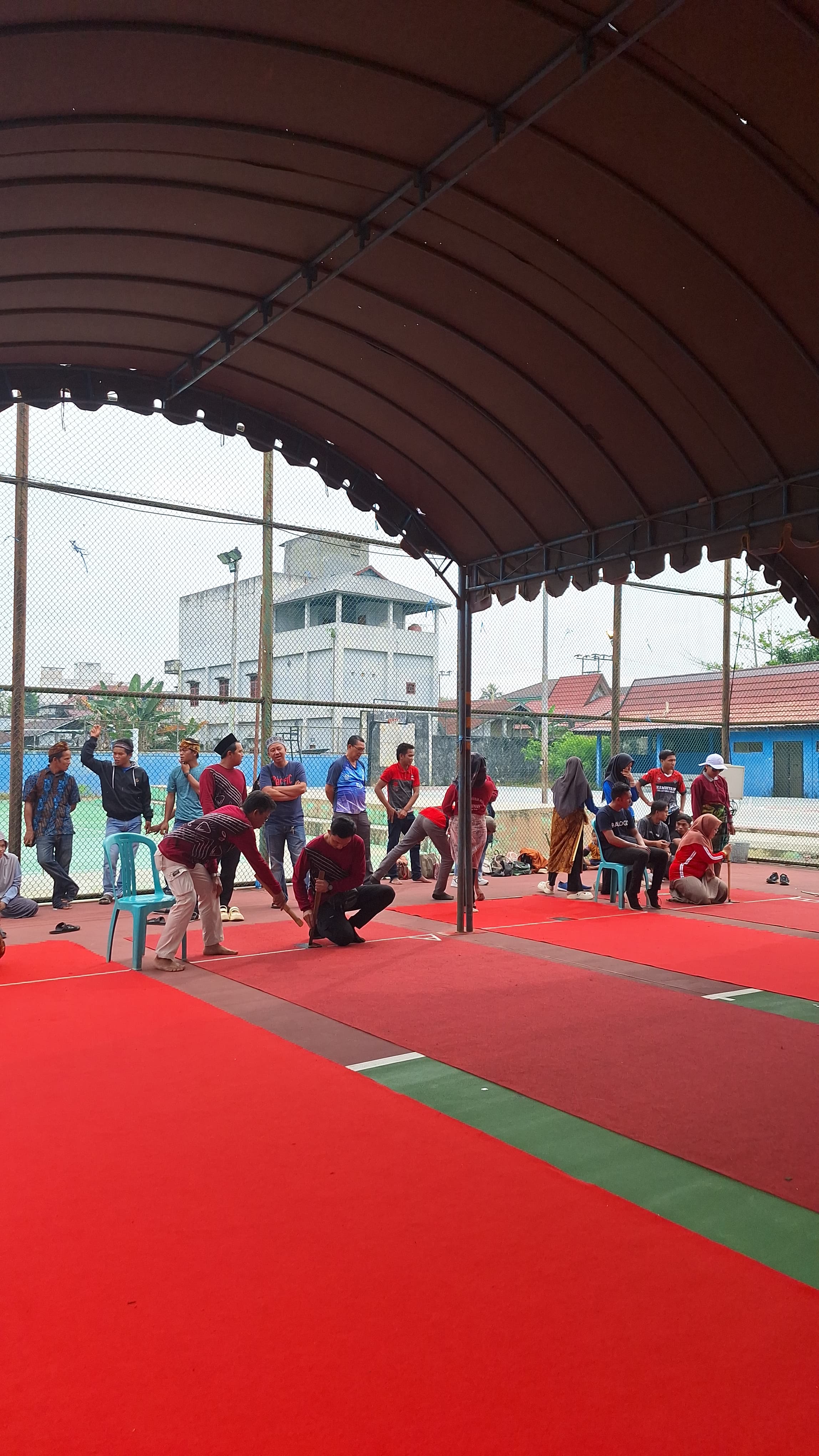 SEMANGAT TIM BALOGO SMANDUPA MEMERIAHKAN FESTIVAL BUDAYA KABUPATEN BALANGAN 2024